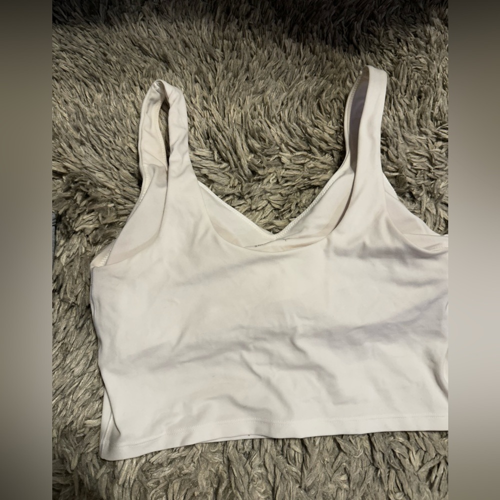 Aerie size medium lightly worn. Just too big for me